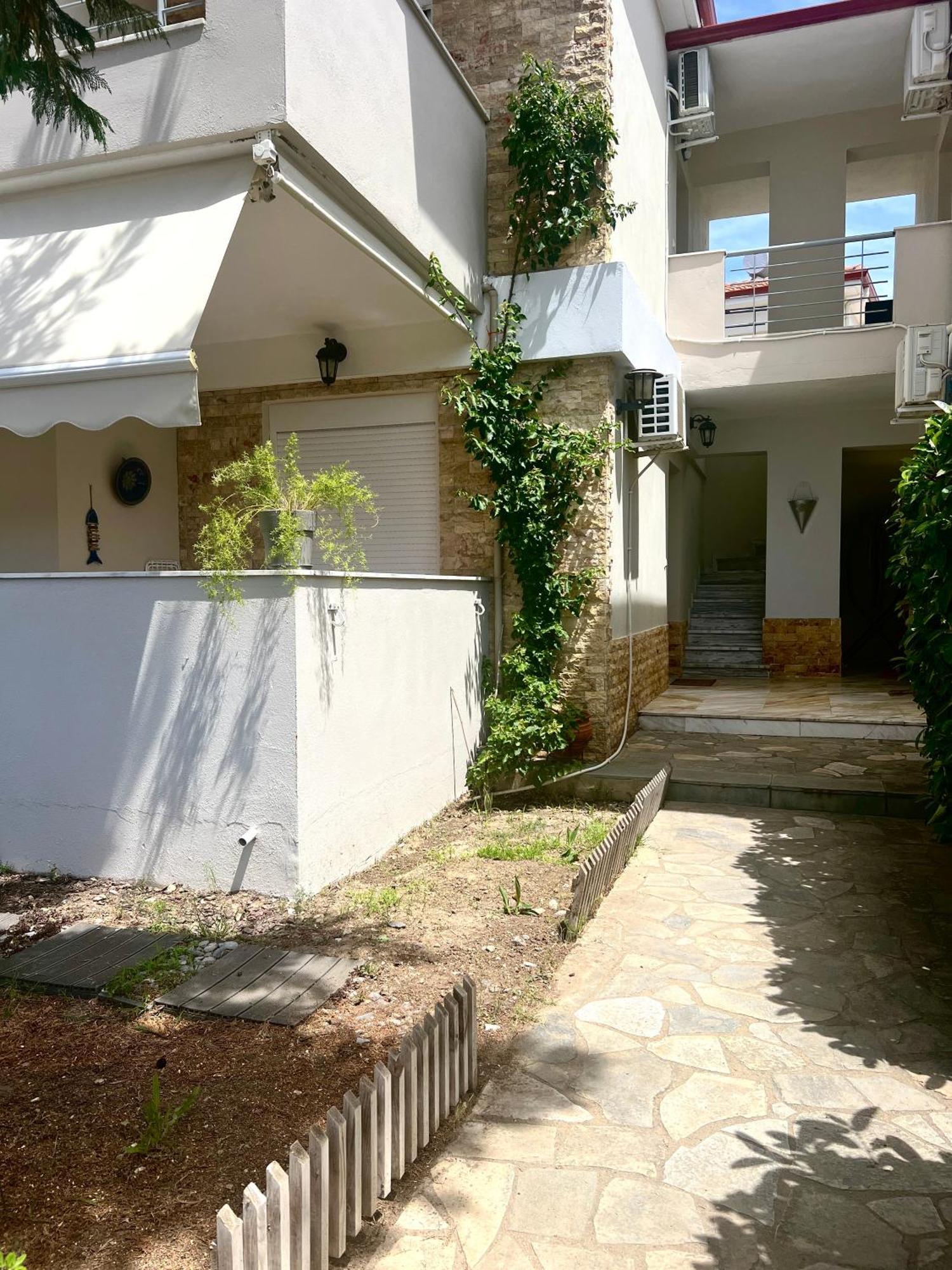 Sunny House Νικήτη